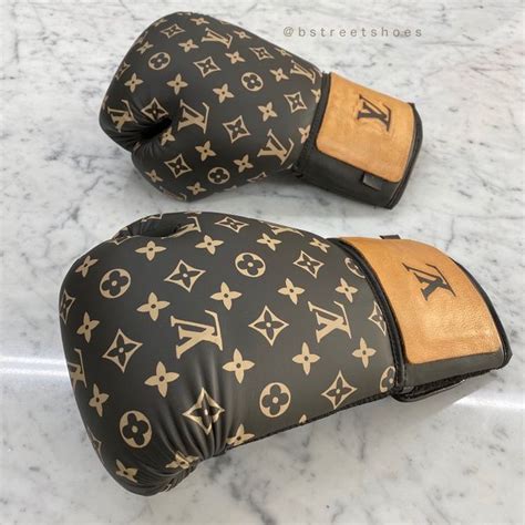 guanti boxe louis vuitton prezzo|Guanti Louis vuitton in Lana Altro taglia M International .